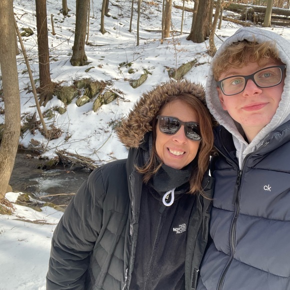 Meet your Posher, Lori - Picture 7 of 9